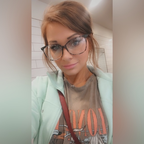 Meet your Posher, Virginia - Picture 5 of 11